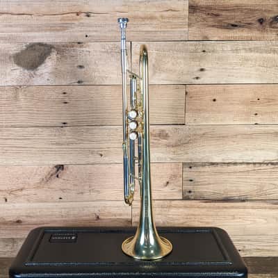 Eastman ETR-420 Trumpet With Case & Mouthpiece image 2