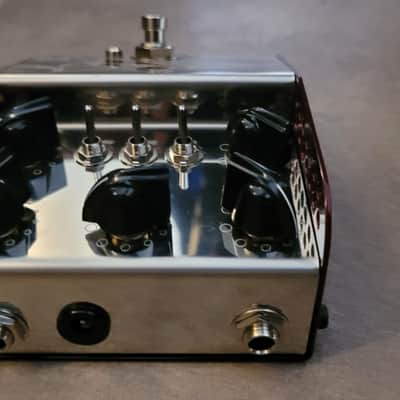 ThorpyFX Scarlet Tunic Analog Amp Emulator 2022 - Present - Chrome image 2