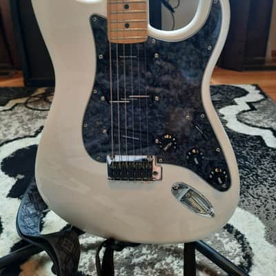 Fender Stratocaster MIM Player Series 2021 Polar White Upgrades Aplenty image 4