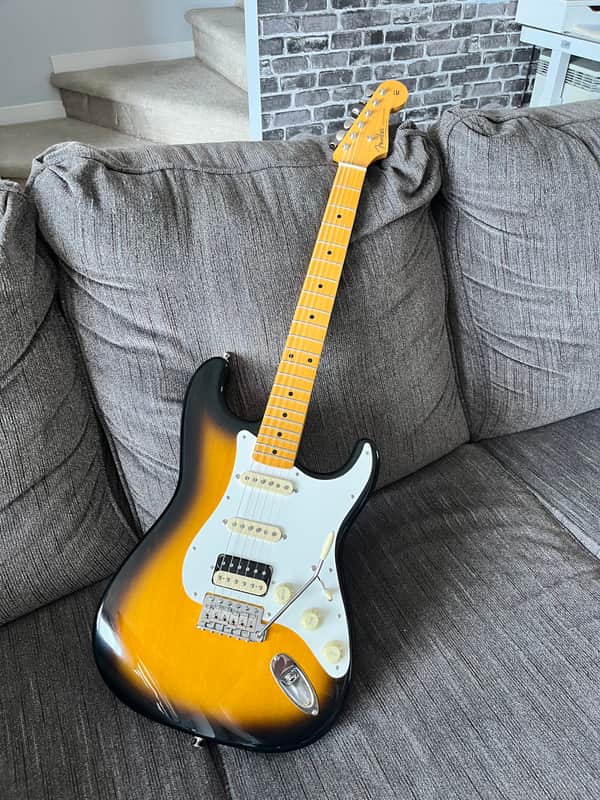 Fender JV Modified Stratocaster