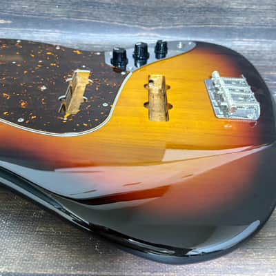 2010-12 Fender Japan JB-62US Jazz Bass Body Alder Sunburst Made in Japan image 8
