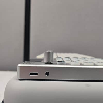 Oxi Instruments One MIDI / CV Sequencer Silver with Oxi Split image 4