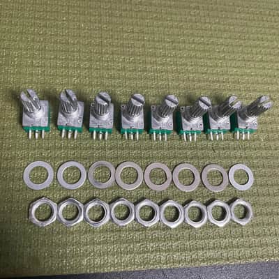 8 x Potentiometers B100k Linear Knurled Shaft Rotary Seal Type B 3 Pin image 1