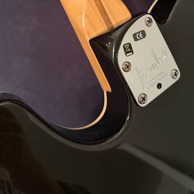 Fender American Deluxe Telecaster with Rosewood Fretboard 2004 - 2010 - Montego Black image 4