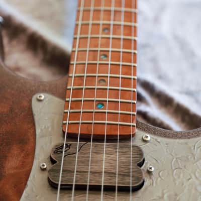 GB Liuteria Traditional Strato Vegatrem - Camphor burl image 13