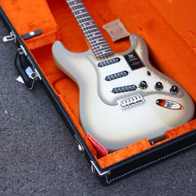 Fender 70th Anniversary Vintera II Stratocaster - Antigua image 14