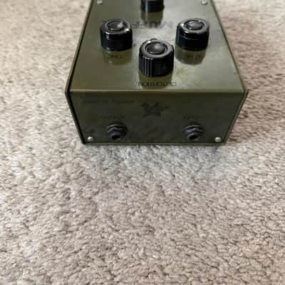 Electro-Harmonix / Sovtek Big Muff Pi V7 (Green Russian) 1994 - 2000 - Green image 2