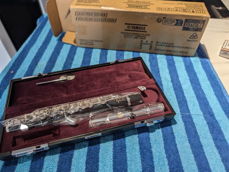 Yamaha YPC-32 2025 - Present - Black / Silver-Plated (ABS Resin body with silver-plated nickel silver headstock/keys) image 1