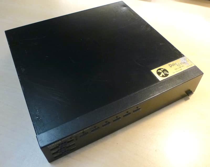 Yamaha EME-1 Efectos DSP Reverb / Delay 1/2 rack + MIDI. EMT10 Yamaha REVERB image 1
