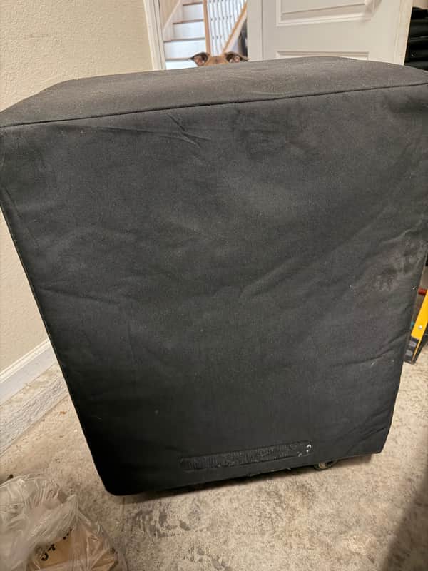 QSC KS212C Cardioid Powered Dual 12" Subwoofer; Cover Included image 1