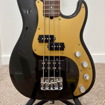 Fender American Deluxe Precision Bass image 3