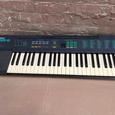 Yamaha 49-Key PSR-6 (Select Keys Functional, For Parts) SN: 471818 - Black