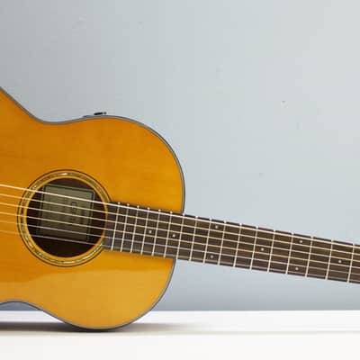 Yamaha CSF-TA TransAcoustic Parlor - Vintage Natural image 3