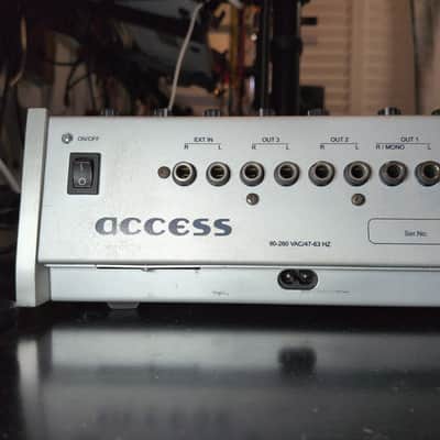 Access Virus Indigo 37-Key Digital Synthesizer 2001 - Silver & Blue image 12