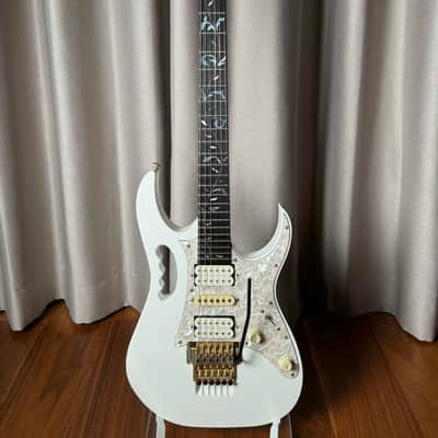 First Year! Ibanez JEM7V-WH Steve Vai Signature with Ebony Fretboard 1993 White image 1