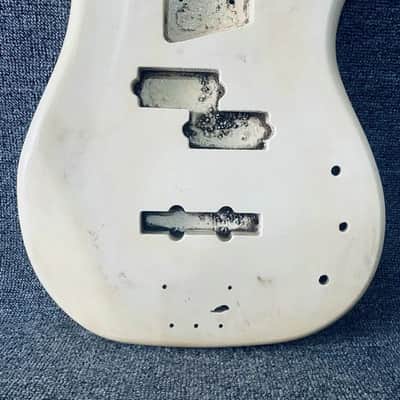 Cream White 4 String Bass Body PJB DIY Project image 3