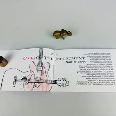 Gibson Jimi Hendrix Flying V – Original Owner’s Manual 1975 - Black image 9