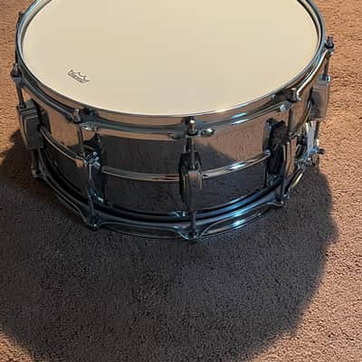 Ludwig LM402 Supraphonic 6.5x14" 10-Lug Aluminum Snare Drum 1985 - Present - Chrome-Plated image 3