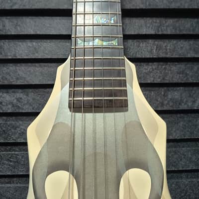 B.C. Rich Draco Ghost Flame 2011 - White with grey flames image 4