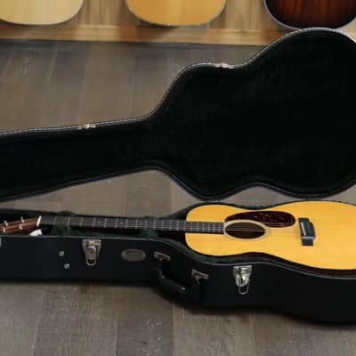 2013 Martin 000-18E Retro Acoustic Guitar Natural + OHSC image 22