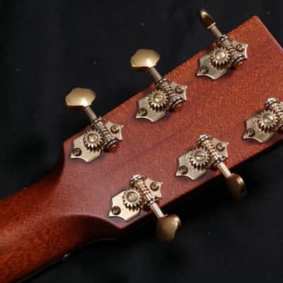 Furch Vintage 2 OOM-SR Hard case Parlor 12-fret image 5