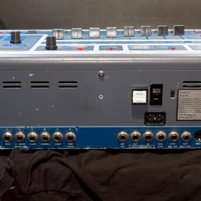 E-MU Systems SP-12 8-Voice Drum Sampler 1985 - 1987 - Blue image 2