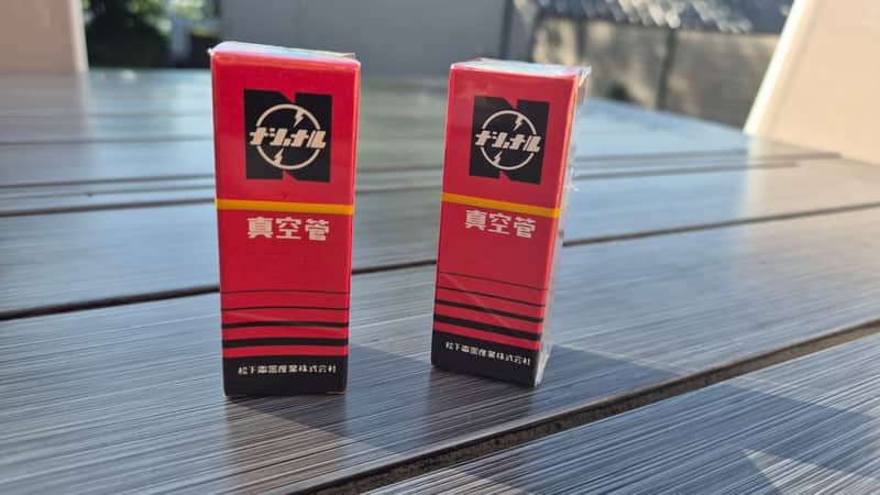Matsushita 12AU7 / ECC82 (Factory Sealed / Mullard Tooling) 1960-70 - Clear image 1