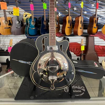 Johnson JR-550. Acoustic Electric Resonator.(W Hardcase)(Biscuit) image 1