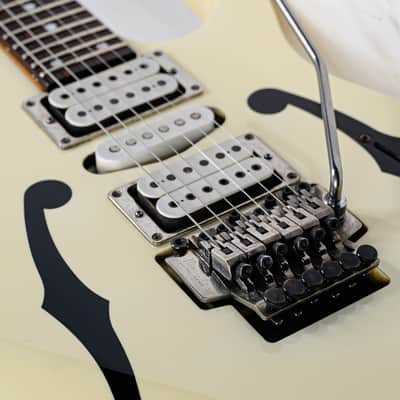 Ibanez Paul Gilbert PGM30 w/ Gigbag - Paul Gilbert Signature Shred Icon in Vintage White image 5