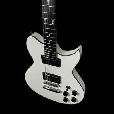 Washburn WI26 Joe Trohman Fall Out Boy Signature Guitar image 6