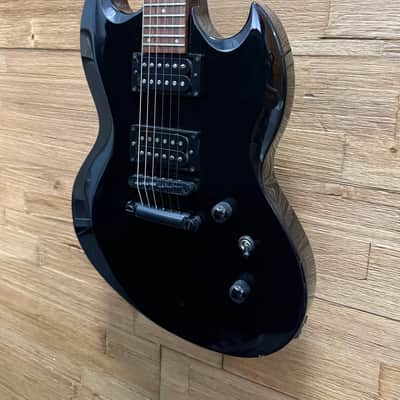 ESP LTD Viper-50 Electric Guitar -2004 - Gloss Black- 7lbs 8oz image 6