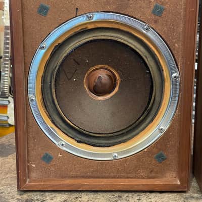 KLH M-seventeen Vintage speakers image 3