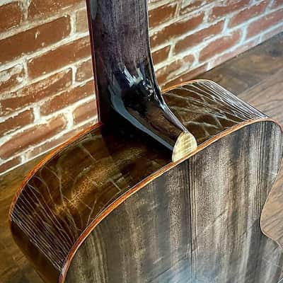 Huss and Dalton T00-14 Custom Barnwood Grey finish, Myrtle Wood & Sitka, NEW (Authorized Dealer) *Vi image 17