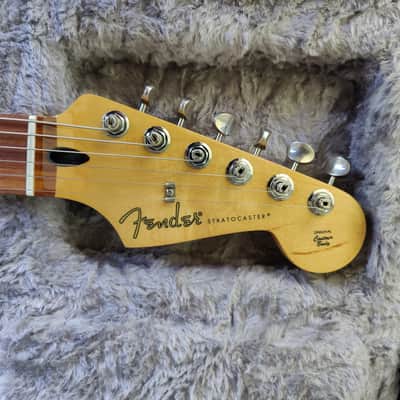 Fender Player Stratocaster HSS with Pau Ferro Fretboard - Polar White image 5