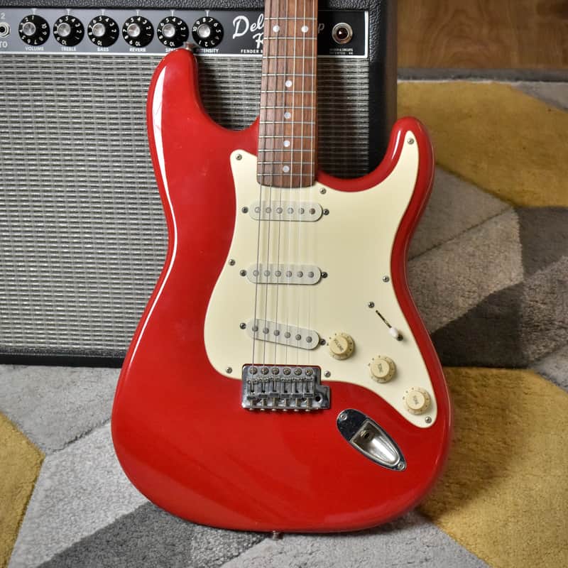 2000 Squier Affinity Series Stratocaster 21-Fret with Rosewood…