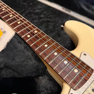 Fender American Standard Stratocaster Left-Handed with Rosewood Fretboard 1991 Olympic White image 6
