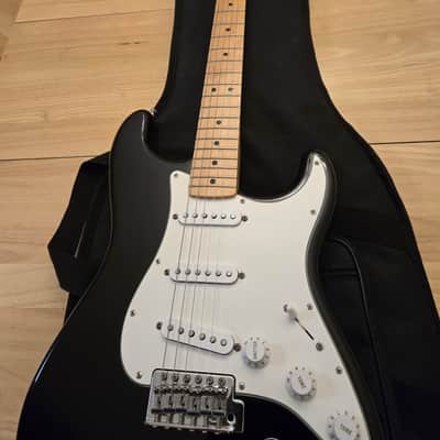 Fender Fender Stratocaster 2000s? - Black laquer image 3