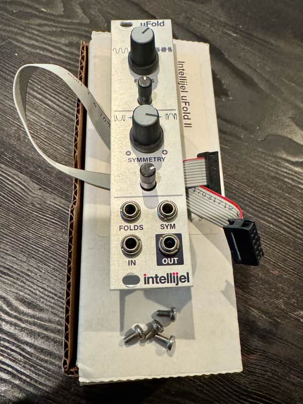 Intellijel uFold II Wavefolder / Waveshaper Eurorack Synth Module 2013 - 2017 - Silver image 1