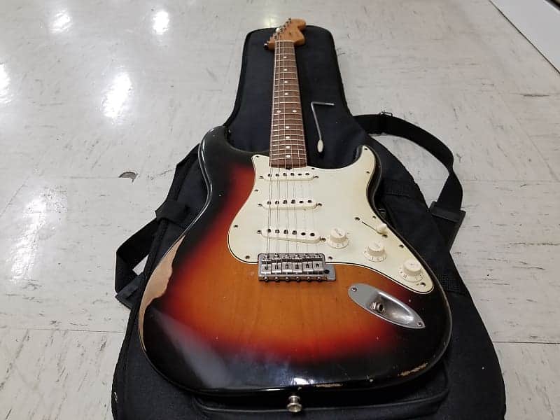 Fender Road Worn '60s Stratocaster | Reverb Canada