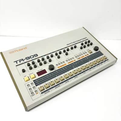 ROLAND TR-909 Early Model [370775] (05/05)