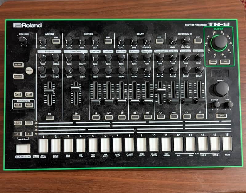 Roland AIRA TR-8 Rhythm Performer | Reverb Roland AIRA TR-8 Rhythm Performer | Reverb