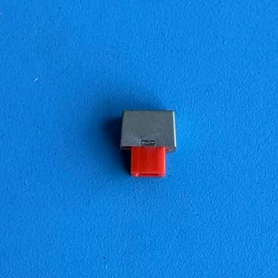 YAMAHA PSR-40 Keyboard Replacement Part: Push Button Cover Cap GRAY/RED [2PCS] image 4
