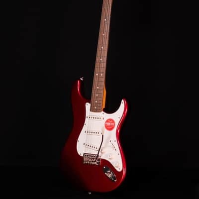 Squier Classic Vibe '60s Stratocaster, Laurel FB, Candy Apple Red image 9