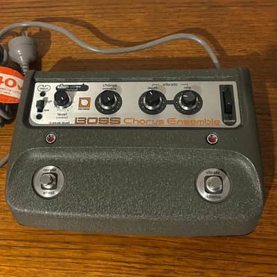 Stunning Boss CE-1 chorus 1982 near mint in original box! image 3