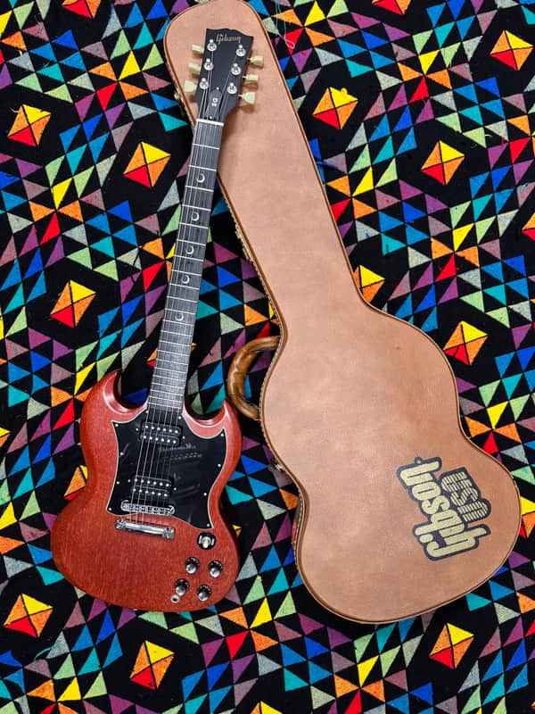 Clean 🧼 Gibson SG Crescent Moon Inlays 2002 Worn Cherry 🍒🍒 image 1