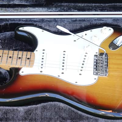 1978 Fender Stratocaster with Maple Fretboard Sunburst image 2