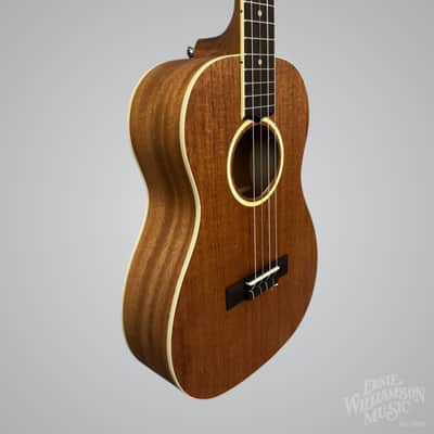 Lanikai LU21-B Baritone Ukulele w/ Bag image 3