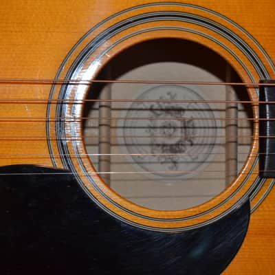 vega/martin v646 acoustic guitar 70's honey finish image 3