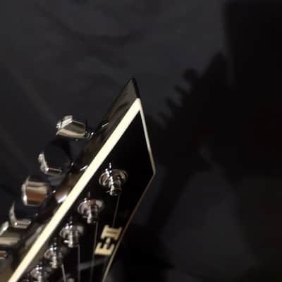 ESP E-II SV Standard Black with White Pinstripes with Hard Case image 7