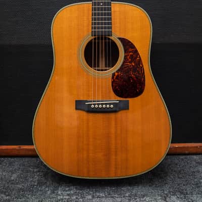 Martin HD-28v 2010's - Natural image 2